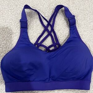 Calia purple sports bra,size SM, Bra closure in bk & adjustable straps.
